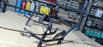 YAMAHA TDM 850 4TX КРЫШКА РАМЫ ОБЛЕКТЕЛЯ ПЕРЕДНЕЕ КРЕПЛЕНИЕ ОБЛЕКТОРА