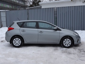 Toyota Auris II Hatchback 5d Dual VVT-i 100 99KM 2014 Toyota Auris 1.3 Dual VVT-i, Salon Polska, zdjęcie 5