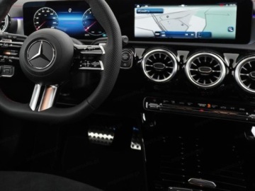 Mercedes CLA C118/X118 Shooting Brake Facelifting 1.3 200 163KM 2025 CLA 200 AMG Line Shooting Brake 1.3 (163KM) 2025, zdjęcie 6