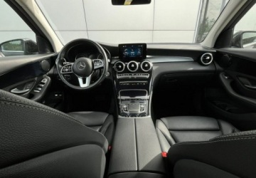 Mercedes GLC C253 SUV Plug-In 2.0 300e 320KM 2020 Mercedes-Benz GLC 4 Matic Plug-In Skora Navi Kamera Full Led FV23, zdjęcie 17