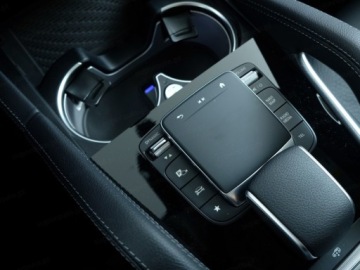 Mercedes GLE V167 SUV Facelifting 2.0 300d 269KM 2026 MERCEDES-BENZ GLE 300 d 4-Matic AMG Line 2.0 (269KM) 2026, zdjęcie 10