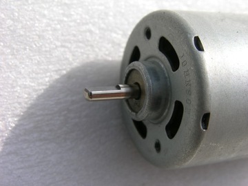 ЭЛЕКТРОДВИГАТЕЛЬ 12В 57Х35 ДЖОНСОН