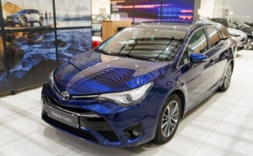 Toyota Avensis III Wagon Facelifting 2015 1.8 Valvematic 147KM 2016 Toyota Avensis 1.8 Premium 1.8 Benzyna 147KM, zdjęcie 2