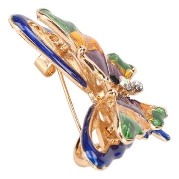 Женская брошь в элегантном стиле в форме бабочки