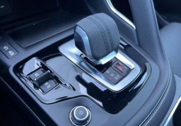 Jaguar E-Pace SUV Facelifting 2.0D MHEV 204KM 2022 Jaguar E-Pace E-Pace MY23 2.0D I4 204 PS AWD Auto R-Dynamic HSE 2.0 Diesel, zdjęcie 20