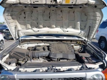 Toyota FJ Cruiser 2013 Toyota FJ 2013 r., 4,0L 4.0 Benzyna 260KM, zdjęcie 12