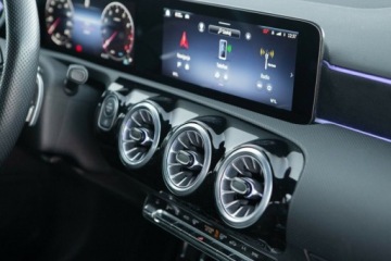 Mercedes Klasa A W177/V177 Hatchback Facelifting 1.3 200 163KM 2024 Mercedes-Benz Klasa A A200 AMG Line Salon Polska Gwarancja Autotrade Me, zdjęcie 29