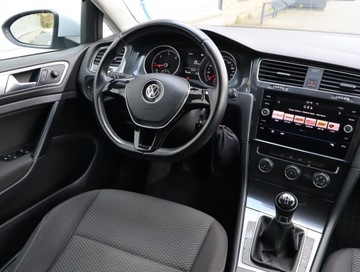 Volkswagen Golf VII Variant 1.6 TDI CR DPF BlueMotion Technology 90KM 2017 VW Golf 1.6 TDI, Salon Polska, Klima, Tempomat, zdjęcie 6