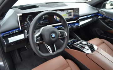 BMW Seria 5 G90-91 2025 BMW Seria 5 BMW 540d xDrive Touring Dealer BMW Bonkowscy 3.0 Diesel, zdjęcie 24