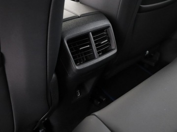 Citroen C5 Aircross SUV Facelifting 1.2 PureTech 131KM 2023 Citroen C5 Aircross lift LED czujniki parkowania, zdjęcie 35