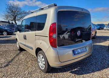 Fiat Doblo III Van 1.4 16v 95KM 2010 Fiat Doblo Benzyna z Niemiec - zarejestrowany, zdjęcie 2