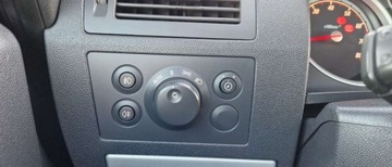 Opel Zafira B 1.8 ECOTEC 140KM 2008 Opel Zafira SPORT 1.8i 140KM Xenony Navi 7 Foteli 1.8 Benzyna 140KM, zdjęcie 13