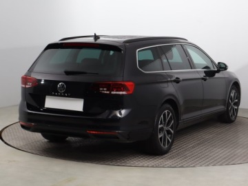 Volkswagen Passat B8 Variant Facelifting 2.0 TSI 190KM 2022 VW Passat 2.0 TSI, Salon Polska, 1. Właściciel, zdjęcie 4