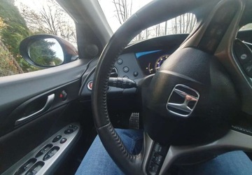 Honda Civic VIII Hatchback 3d 1.4 i-VTEC 100KM 2011 Honda Civic Honda Civic 1.4 Comfort 1.3 Benzyna 100KM, zdjęcie 14