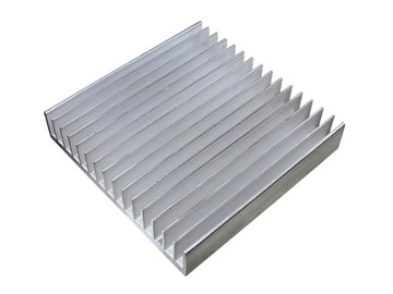 Radiator uniwersalny 76x100x21,5mm