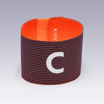 Двусторонняя повязка для капитана команды.