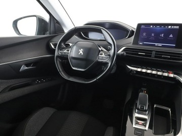 Peugeot 5008 II Crossover 1.6 BlueHDI 120KM 2017 Peugeot 5008 GRATIS! Pakiet Serwisowy o wartości, zdjęcie 15