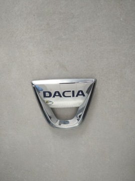 DACIA DUSTER LOGO ZNAK VÍKO KUFRU ZADNÍ NR 908894079R