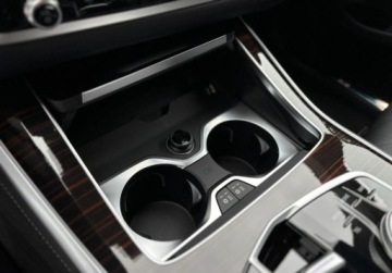 BMW X5 G05 SUV Facelifting 3.0 30d 298KM 2025 BMW X5 Autoryzowany dealer BMW Bonkowscy oferuje samochod: 3.0 Diesel, zdjęcie 13