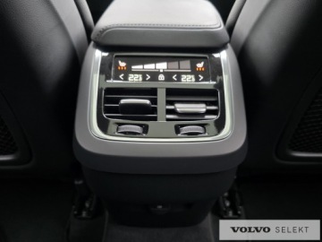 Volvo XC60 II 2025 Volvo XC 60 FV23 Plus Dark B5 250KM AWD ACC BLIS K, zdjęcie 35