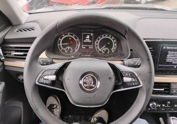 Skoda Kamiq 2024 Skoda Kamiq 2024r, 1.0 TSI. AUTOMAT. Uszkodzona. Poobijana. Jezdzi. VAT 23., zdjęcie 10