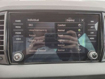 Skoda Karoq Crossover Facelifting 2.0 TSI 190KM 2023 Skoda Karoq Sportline, 4x4, Matrix, Kamera, Keyless, ACC, Podgrzewana szyb, zdjęcie 23