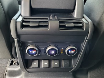 Land Rover Defender IV (L663) 2020 LANDROVER DEFENDER 110 P400AWD, 3.0l benzyna 400KM* ASO LR*VAT23%, zdjęcie 27