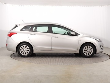 Hyundai i30 II Wagon Facelifting 1.6 CRDi 110KM 2016 Hyundai i30 1.6 CRDi, Salon Polska, Klima, zdjęcie 5