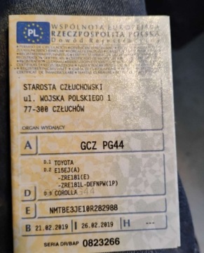 Toyota Corolla XII Sedan 1.6 Valvematic Dual VVT-i 132KM 2019 Toyota Corolla 2019r, 1.6 Benzyna. Uszkodzone boki. Jezdzi. 1.6 Benzyna, zdjęcie 21