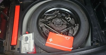 Volvo V40 II Hatchback Facelifting 2.0 D2 120KM 2018 Volvo V40 2018 r. Full LED SKORA nawigacja 2.0 Diesel 120KM, zdjęcie 21