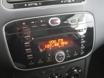 Fiat Punto Grande Punto Hatchback 5d 1.4 Start&amp;Stop 77KM 2011 Fiat Punto Evo 1.4, Salon Polska, Serwis ASO, zdjęcie 12