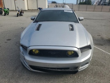 Ford Mustang V 2013 Ford Mustang GT 2013 5.0L 5.0 Benzyna 420KM, zdjęcie 5