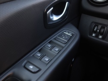 Renault Clio IV Grandtour Facelifting 1.2 Energy TCe 118KM 2017 Renault Clio 1.2 TCe, Salon Polska, Serwis ASO, zdjęcie 16