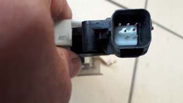 KIA PICANTO 04-07 ZÁMEK PRAVÝ ZADNÍ 5 PIN