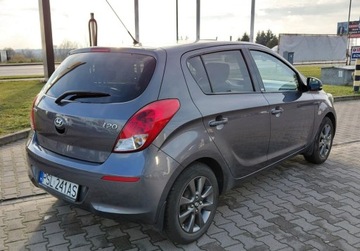 Hyundai i20 I Hatchback 5d Facelifting 1.2 DOHC 85KM 2014 Hyundai i20 1.2 Benzyna 86KM, zdjęcie 4