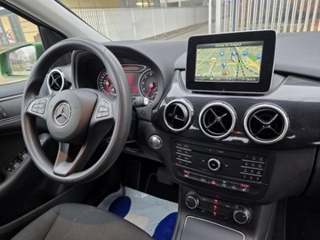 Mercedes Klasa B W246 Sports Tourer Facelifting 1.6 180 122KM 2017 MERCEDES B180, 1,6l benzyna 122KM Automat Niski przebieg: 103,232km, zdjęcie 7