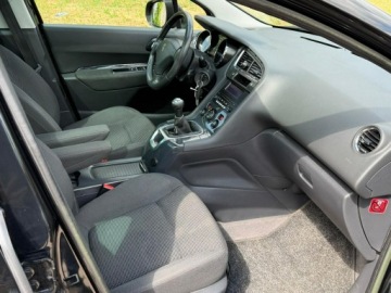 Peugeot 5008 I Minivan 1.6 VTi 120KM 2012 Peugeot 5008 1.6 Benzyna Dach panorama Tempomat, zdjęcie 6
