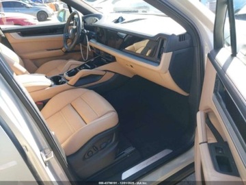 Porsche Cayenne III 2025 Porsche Cayenne E-Hybrid 2025 3.0 Hybryda 300KM, zdjęcie 9