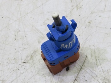CZUJNIK STOP STOPU ALFA ROMEO MITO 50512631