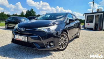 Toyota Avensis III Wagon Facelifting 1.8 Valvematic 147KM 2015 Toyota Avensis 1.8BENZ manual Navi Panorama kamera asystent bezwypadek 1.8, zdjęcie 17