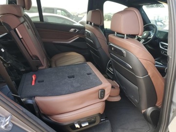 BMW X7 2024 BMW X7 M60i 2024 4.4l 4.4 Benzyna 523KM, zdjęcie 10