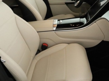 Mercedes GLC C254/X254 Coupe 2.0 200 204KM 2025 Od ręki - 200 4MATIC (204KM) Avantgarde | DIGITAL LIGHT + Kamera 360, zdjęcie 13