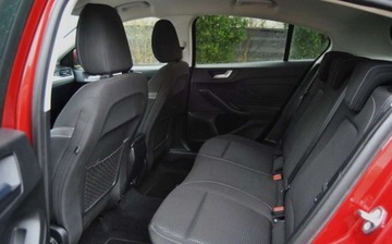 Ford Focus IV Hatchback 1.0 EcoBoost 100KM 2019 Ford Focus GWARANCJA, 2019, 1.0 Na lancuchu Niski przebieg, Bogate wyposaz, zdjęcie 5