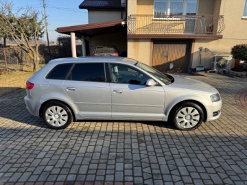 Audi A3 8P Hatchback 3d 1.2 TFSI 105KM 2010 Audi A3 Sportback Audi A3 8P 1.2 1.2 Benzyna 105KM Serwisowana, zdjęcie 8