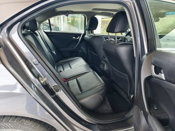 Honda Accord VIII Sedan 2.0 VTEC 156KM 2014 Honda Accord salon Polska dobre wyposażenie, zdjęcie 18