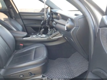 Alfa Romeo Stelvio SUV Facelifting 2.0 Turbo 280KM 2022 Alfa Romeo Stelvio Ti 2022 2.0 Benzyna 280KM, zdjęcie 10