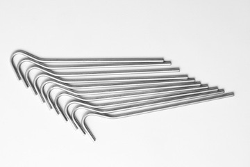Śledzie, szpilki do namiotu fi 4 mm długość 18 cm ocynkowane 20 sztuk
