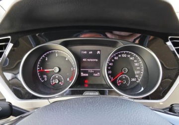 Volkswagen Touran III 1.6 TDI 115KM 2017 Volkswagen Touran swiezo sprowadzone, zarejestrowane, 7osob 1.6 Diesel, zdjęcie 19