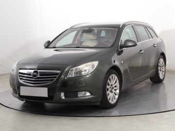 Opel Insignia I Sports Tourer 2.0 CDTI ECOTEC 160KM 2009 Opel Insignia 2.0 CDTI, Navi, Klima, Klimatronic, zdjęcie 1