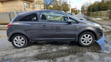 Opel Corsa D Hatchback 5d Facelifting 1.2 Twinport ECOTEC 85KM 2012 Opel Corsa Bezwypadkowa i serwisowana 1.2 Benzyna 85KM, zdjęcie 4